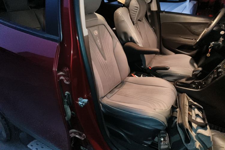 Used Buick Encore 2017 18T Automatic Two-Wheel Drive Urban Leading Model