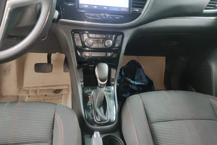 Used Buick Encore 2017 18T Automatic Two-Wheel Drive Urban Leading Model