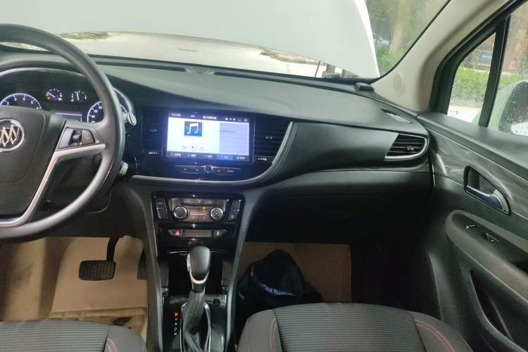 Used Buick Encore 2017 18T Automatic Two-Wheel Drive Urban Leading Model