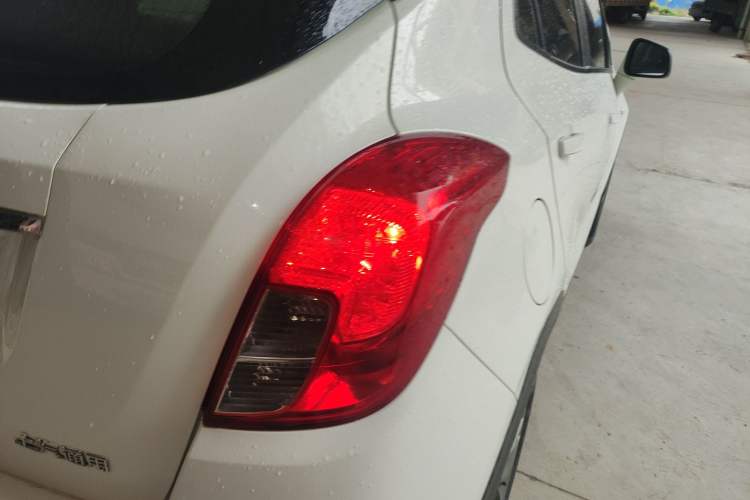 Used Buick Encore 2017 18T Automatic Two-Wheel Drive Urban Leading Model